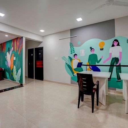 Spot On Helloworld Castle Prague Bangalore Exterior photo