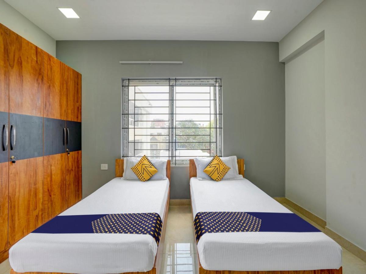 Spot On Helloworld Castle Prague Bangalore Exterior photo